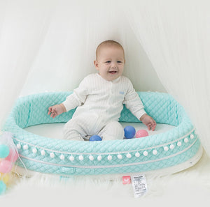 BumBum Baby Nest with Blanket & Pillow (3-piece set)