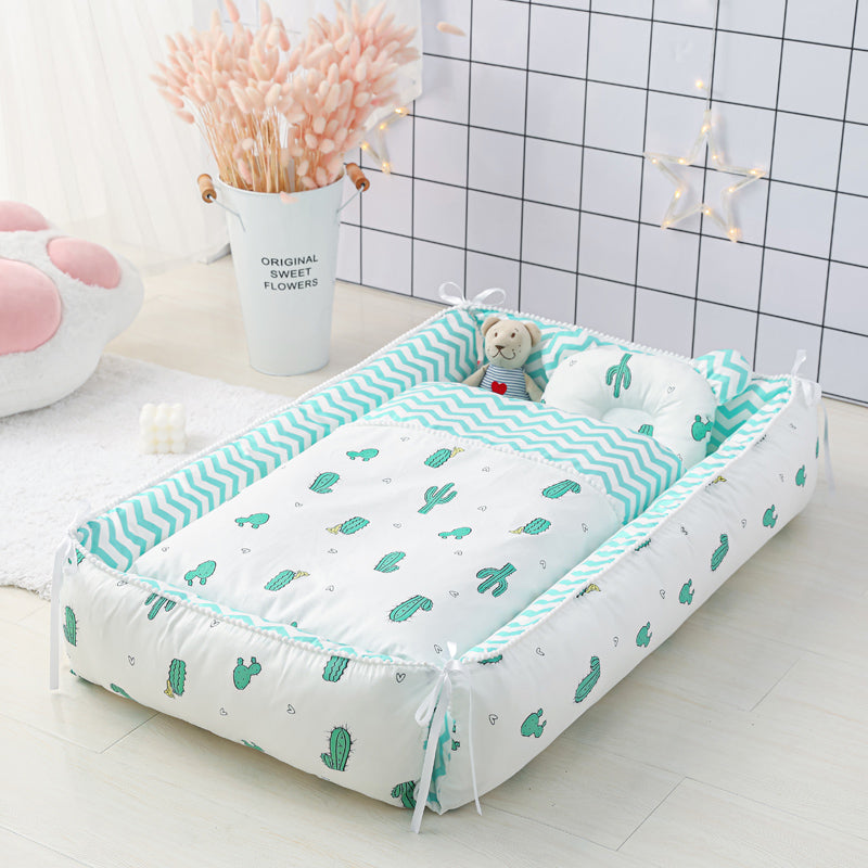 Reversible Baby Nest with Blanket & Pillow (3-piece set)