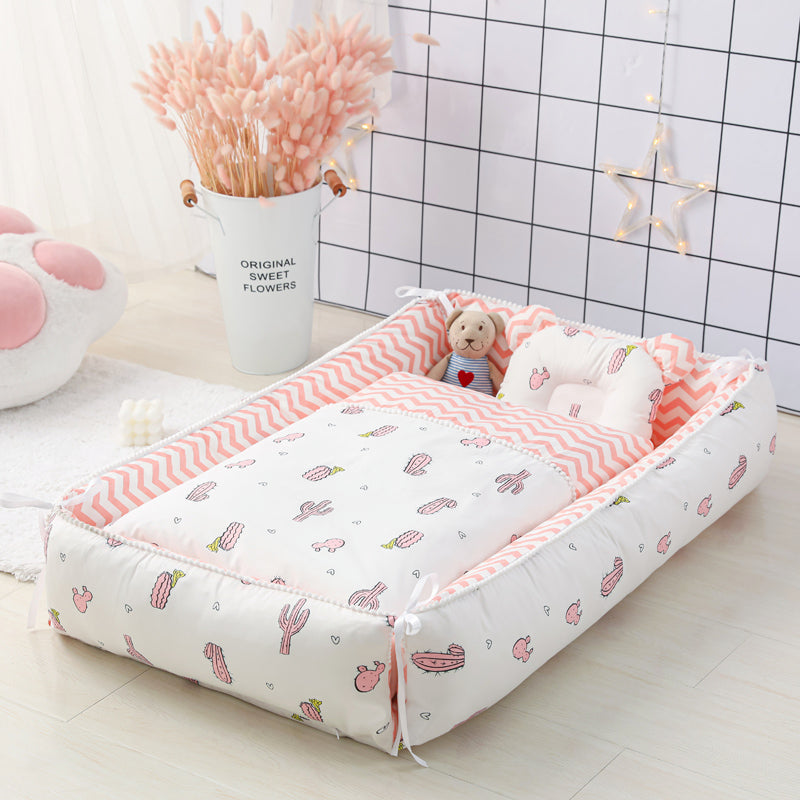 Reversible Baby Nest with Blanket & Pillow (3-piece set)