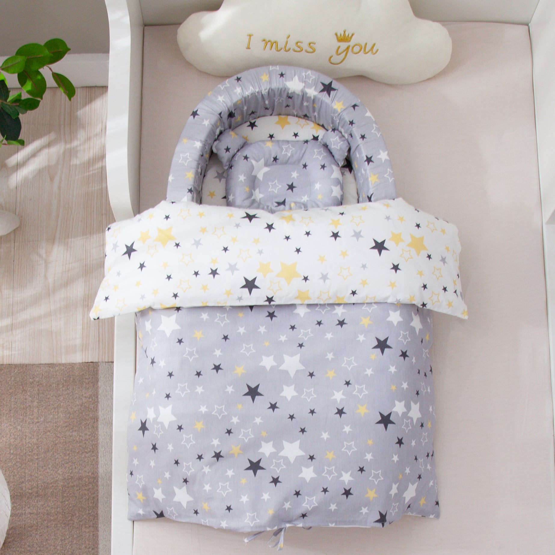 3-piece Baby Nest with Blanket & Pillow