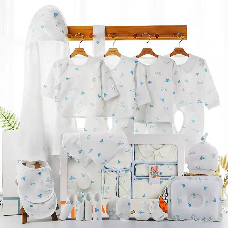 22-piece Newborn Clothing Set (w/Gift Box & Bag)